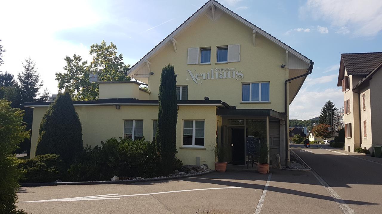 诺伊豪斯餐厅酒店 Hertenstein 外观 照片
