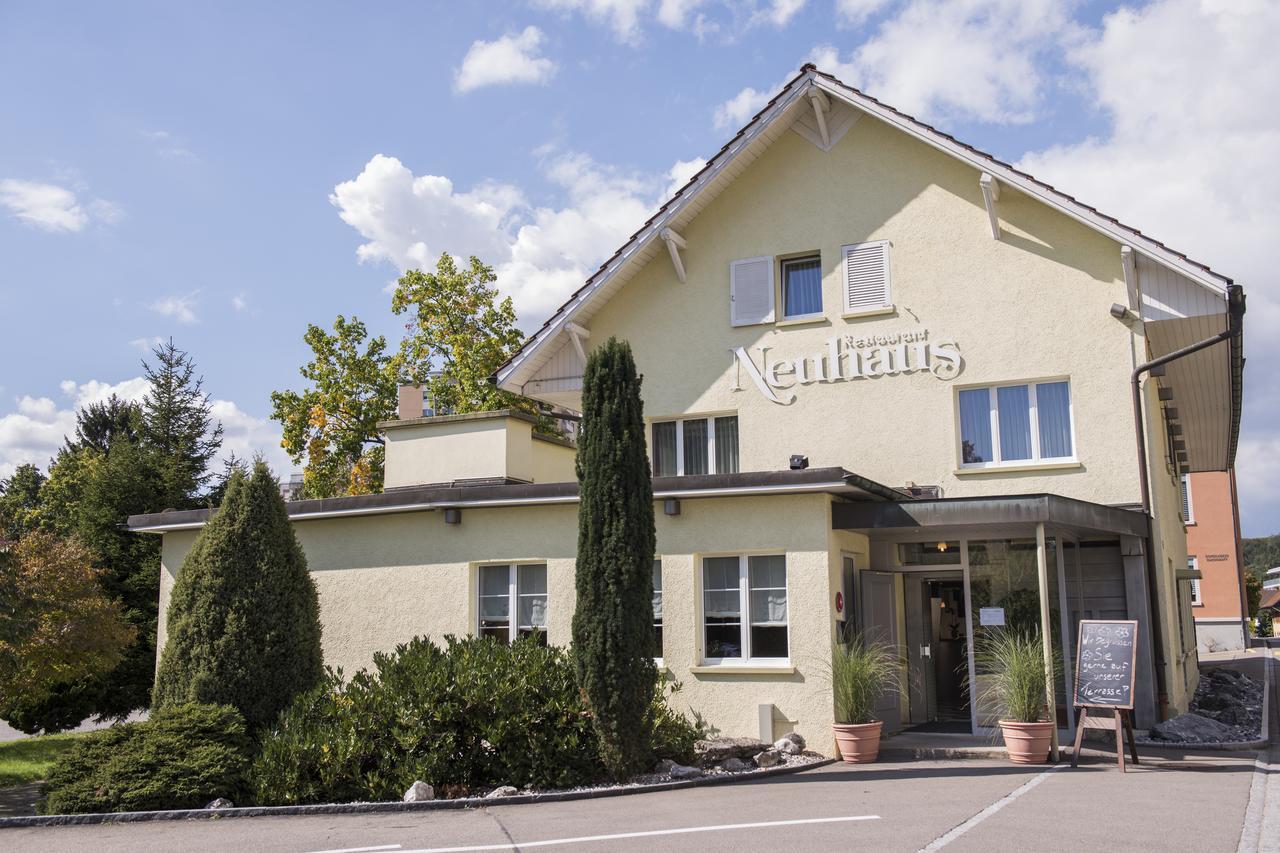 诺伊豪斯餐厅酒店 Hertenstein 外观 照片